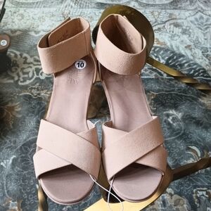 Naturalizer Womens Sandals